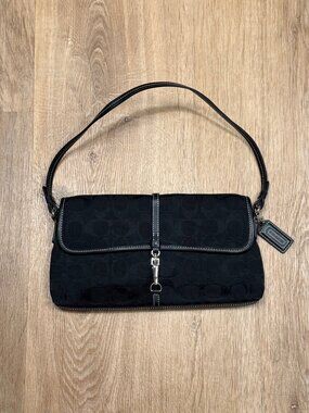 Y2K RARE Coach Signature Jaquard Clip Demi Flap Shoulder Baguette Handbag 6348